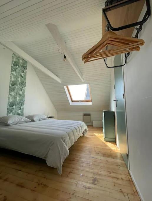 Maison De Pecheur Bord De Mer Bois Et Pierre 6-8 Pers Plobannalec Exterior foto